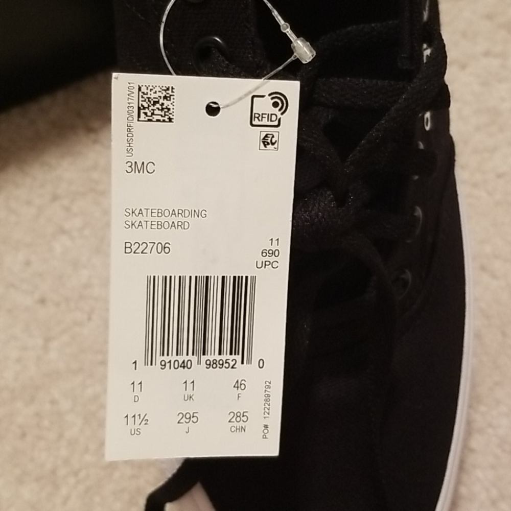 Adidas Originals - Picture 5 of 6